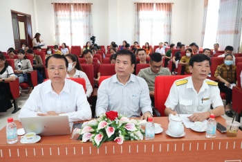 Chi cục thuế khu vực Đồng Xoài - Đồng Phú gặp mặt, đối thoại doanh nghiệp