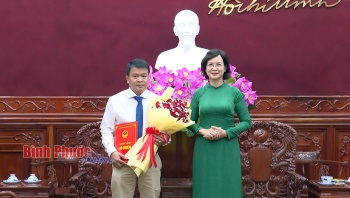 Ông Phạm Hồng Thắng làm Phó Giám đốc Sở Giáo dục và Đào tạo